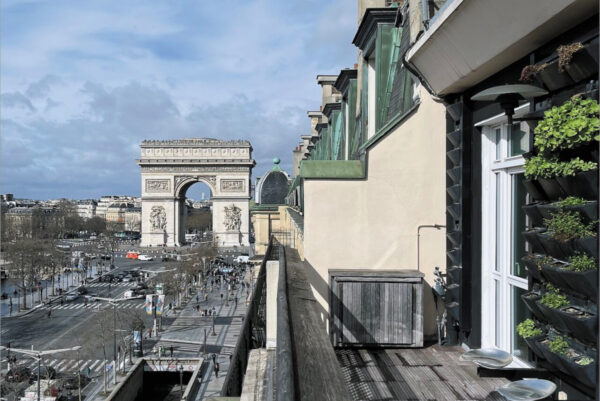 Danmarkshuset i Paris er tegnet af arkitekten Tyge Hvass